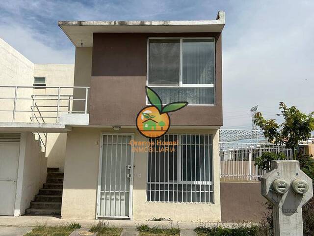 #5353 - Casa para Venta en Zapopan - JC - 1