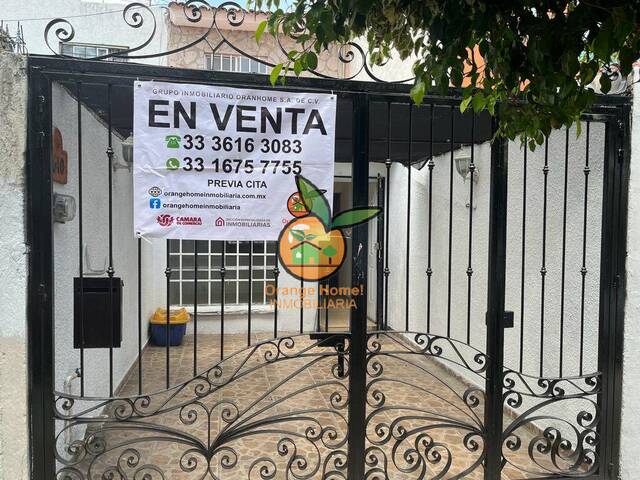 #5413 - Casa para Venta en Zapopan - JC