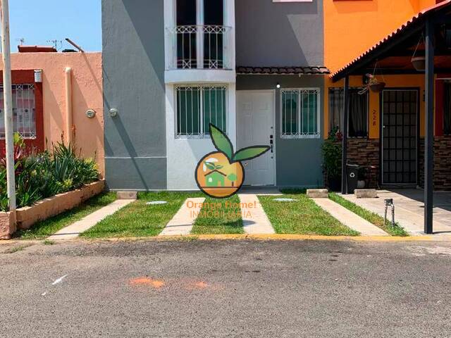 #5430 - Casa para Venta en Zapopan - JC - 1