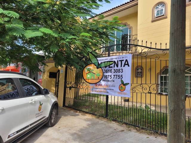 #5449 - Casa para Venta en Guadalajara - JC