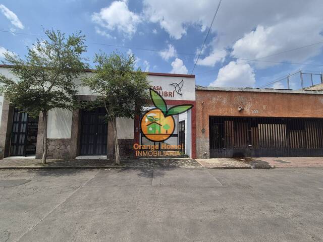 #5688 - Casa para Venta en Guadalajara - JC - 2