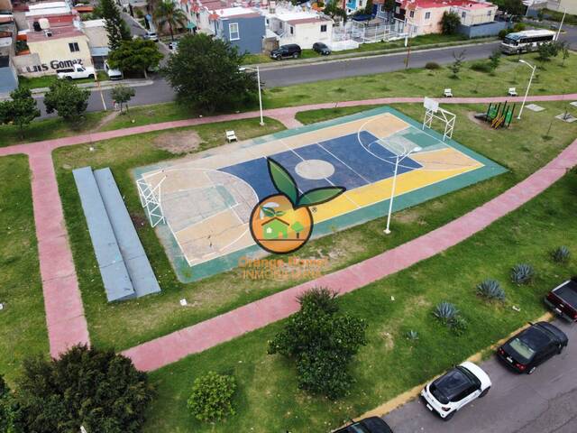 #5695 - Casa para Venta en Tlajomulco de Zúñiga - JC - 2