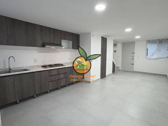 #5703 - Casa para Venta en Zapopan - JC - 2