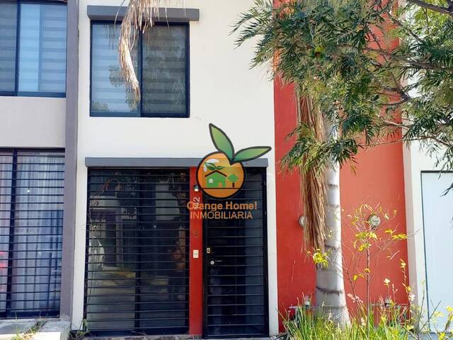 #5719 - Casa para Venta en Tlajomulco de Zúñiga - JC - 2