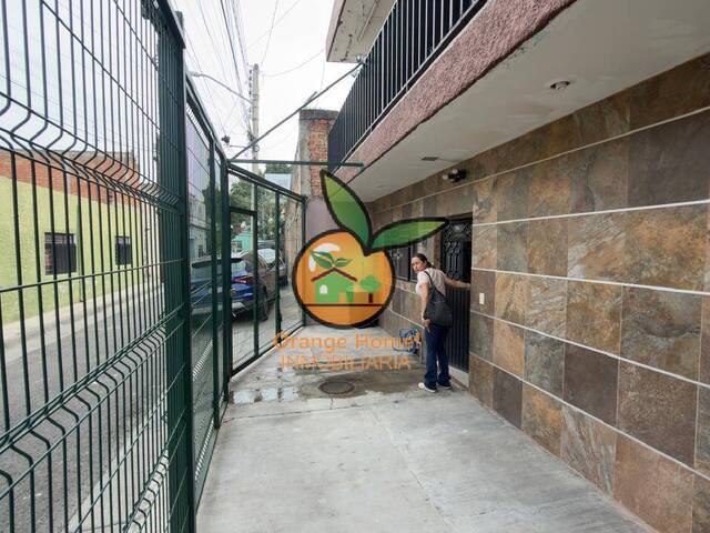 #5735 - Casa para Venta en Guadalajara - JC - 2