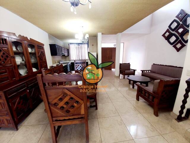 #5739 - Casa para Venta en Villa Corona - JC - 2