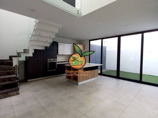 #5747 - Casa para Venta en Tlaquepaque - JC