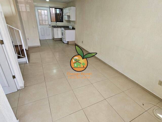 #5748 - Casa para Venta en Zapopan - JC - 2