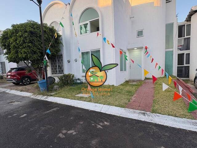 #5752 - Casa para Venta en Tlaquepaque - JC