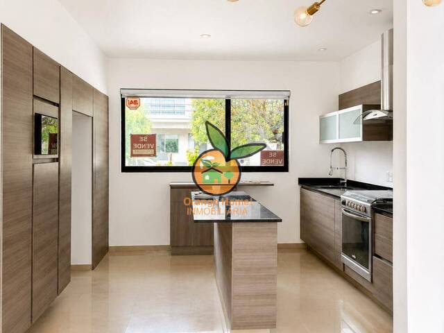 Casa para Venta en Zapopan - 3