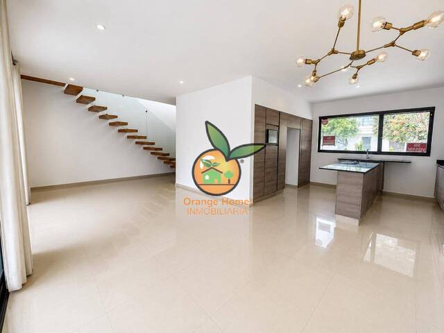 Casa para Venta en Zapopan - 4