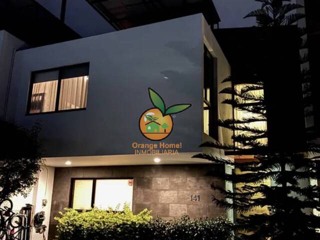 Casa para Venta en Zapopan - 2