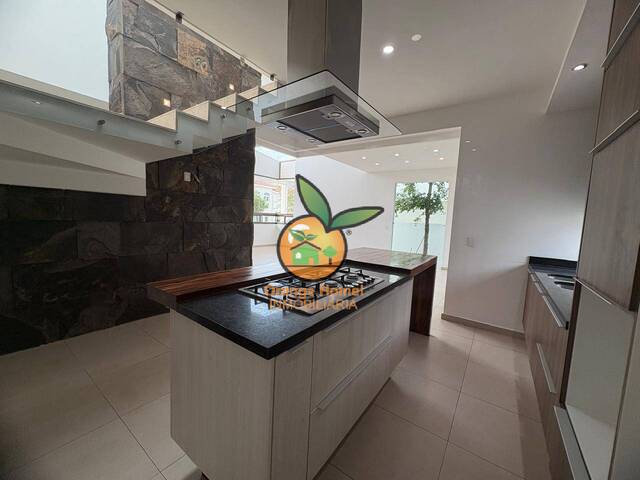 Casa para Venta en Zapopan - 5
