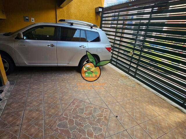 #5785 - Casa para Venta en Guadalajara - JC - 2