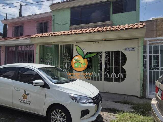 #5792 - Casa para Venta en Guadalajara - JC - 1