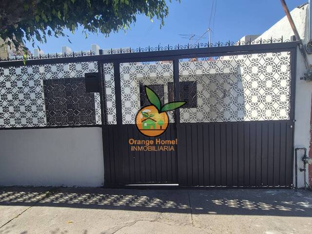 #5792 - Casa para Venta en Guadalajara - JC - 1