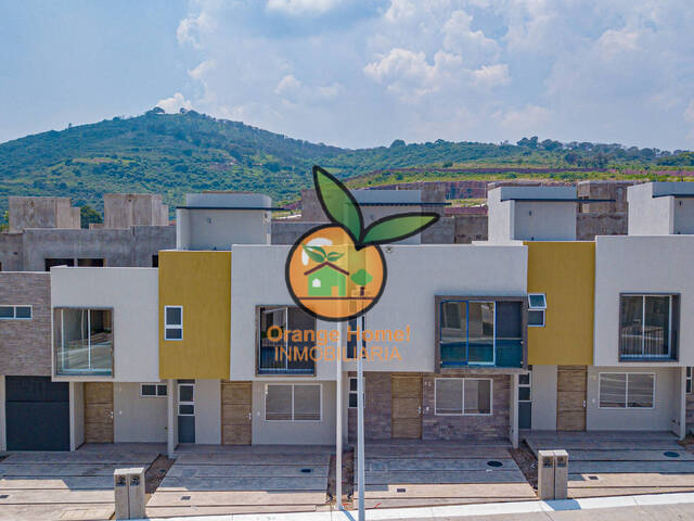 #5794 - Casa para Venta en Tlajomulco de Zúñiga - JC - 1